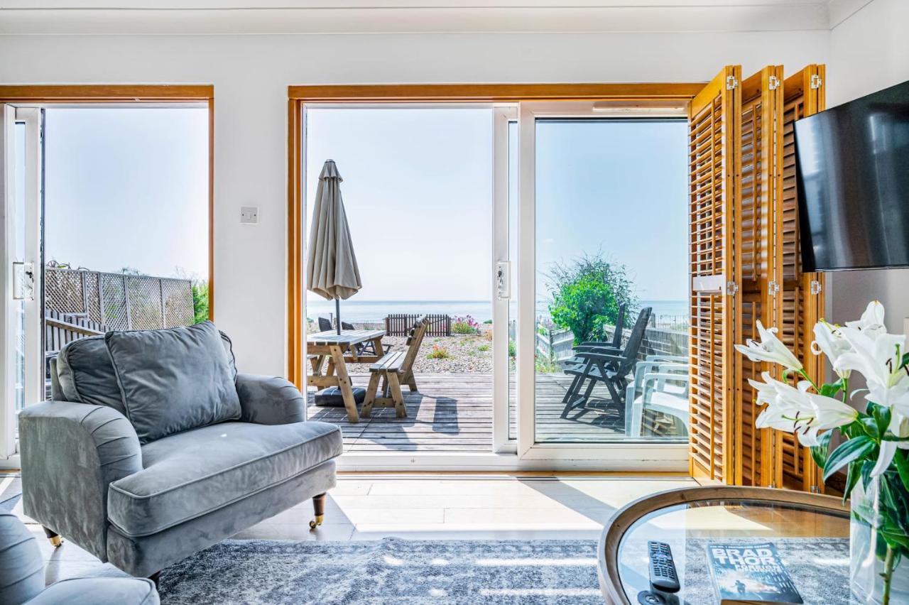 Pebble Paradise Beachfront Family Getaway Pevensey Exterior foto