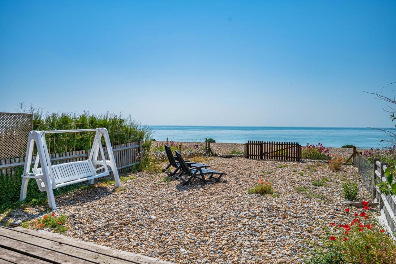 Pebble Paradise Beachfront Family Getaway Pevensey Exterior foto